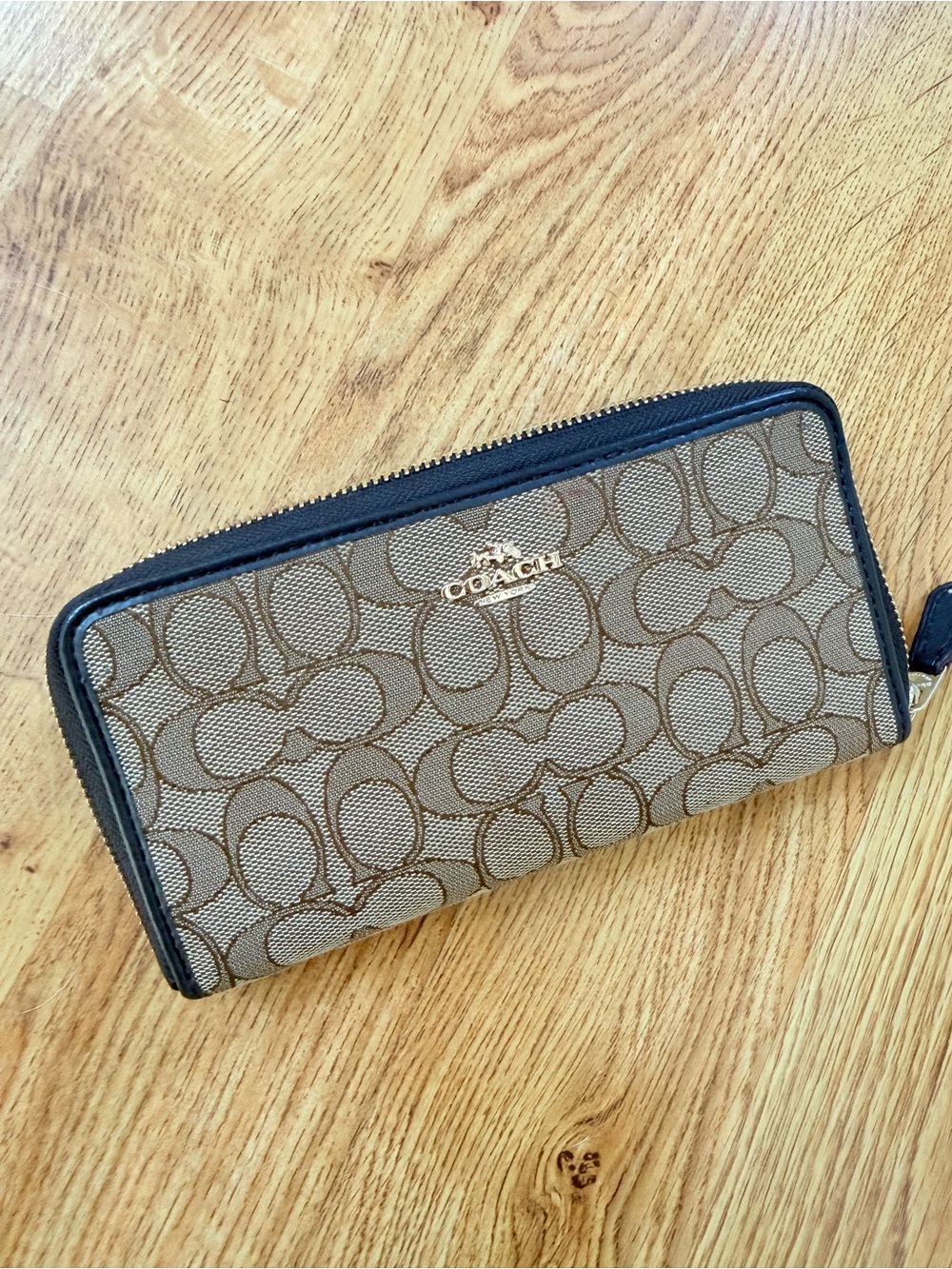 Coach Signature Zip Wallet in Brown with Black Trim
